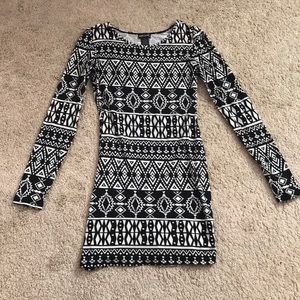 S Wet Seal Long Sleeve Dress